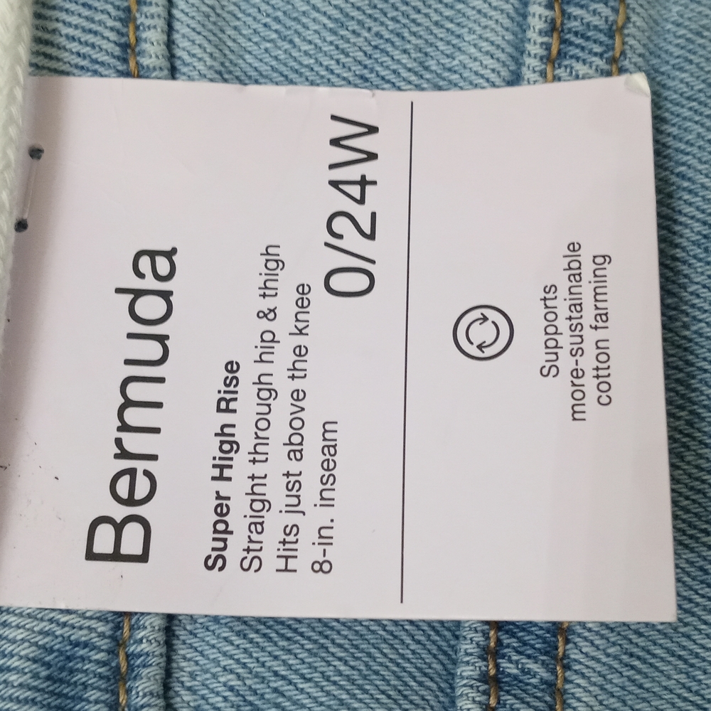 New with tags Super High Rise Bermuda shorts 0/24W - Picture 6 of 6